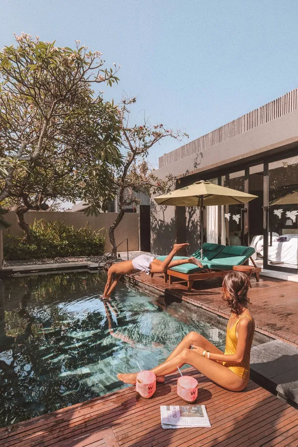 12+ Guests in Beach Towns