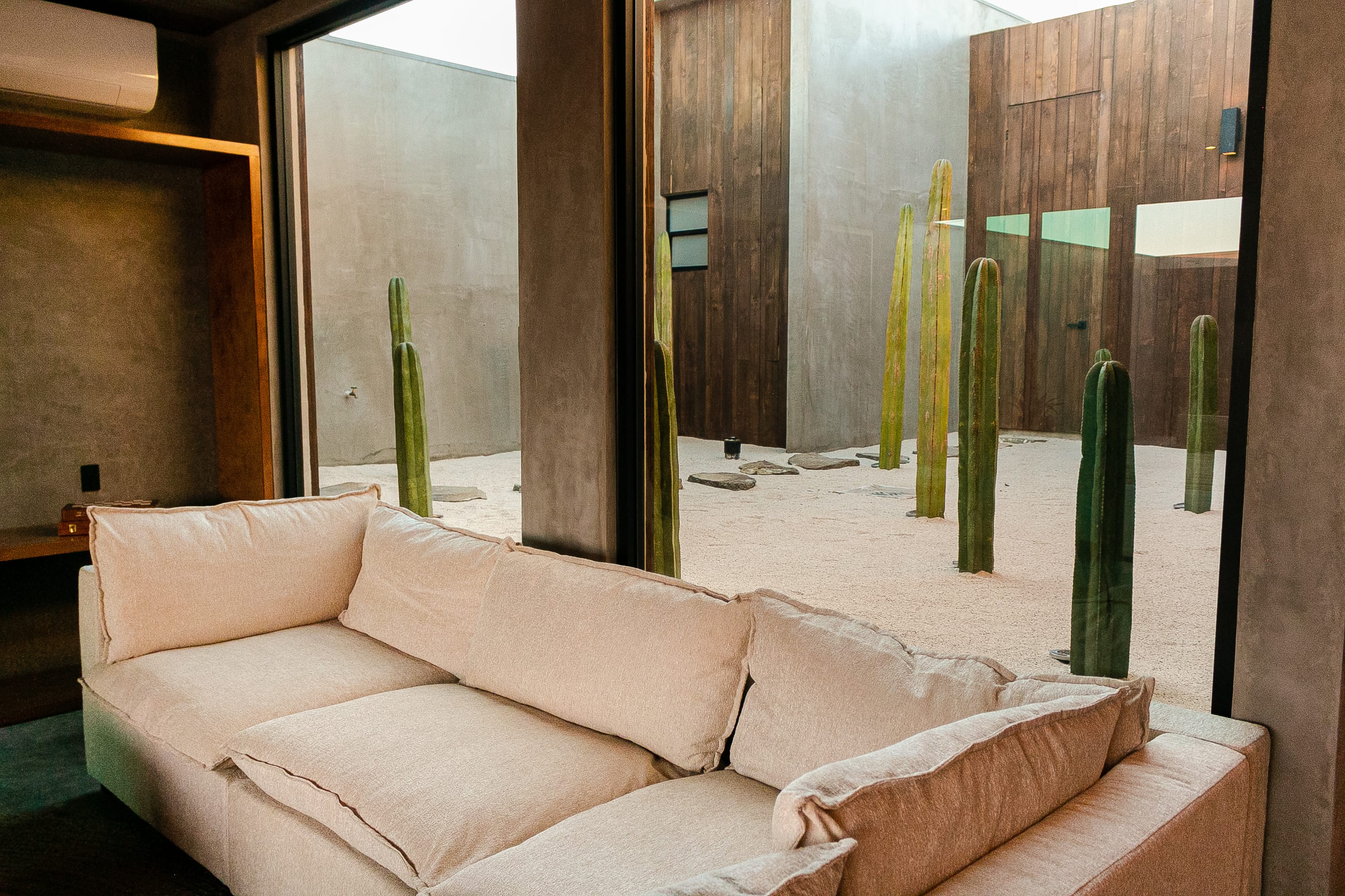 Casa Malbec Valle de Guadalupe & Ensenada