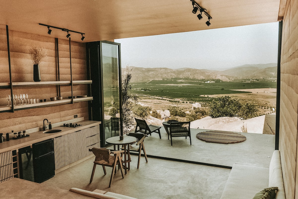Mira Earth Studios  Valle de Guadalupe & Ensenada