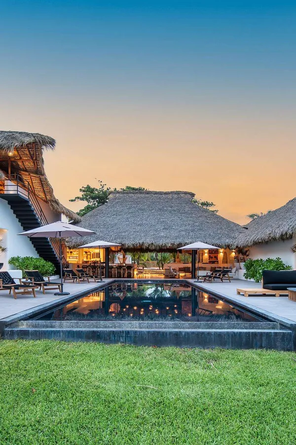 Oceanfront Villa in Santa María Colotepec