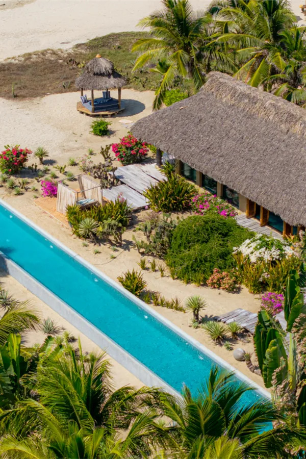 Beachfront Home in Costa Cumana
