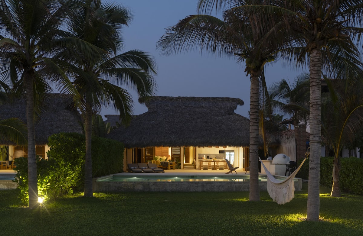 Casa Perla No. 2 - Oceanfront Puerto Escondido