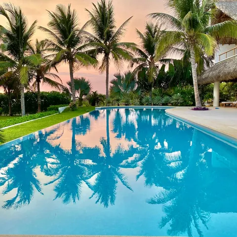 Beachfront Villa in Puerto Escondido
