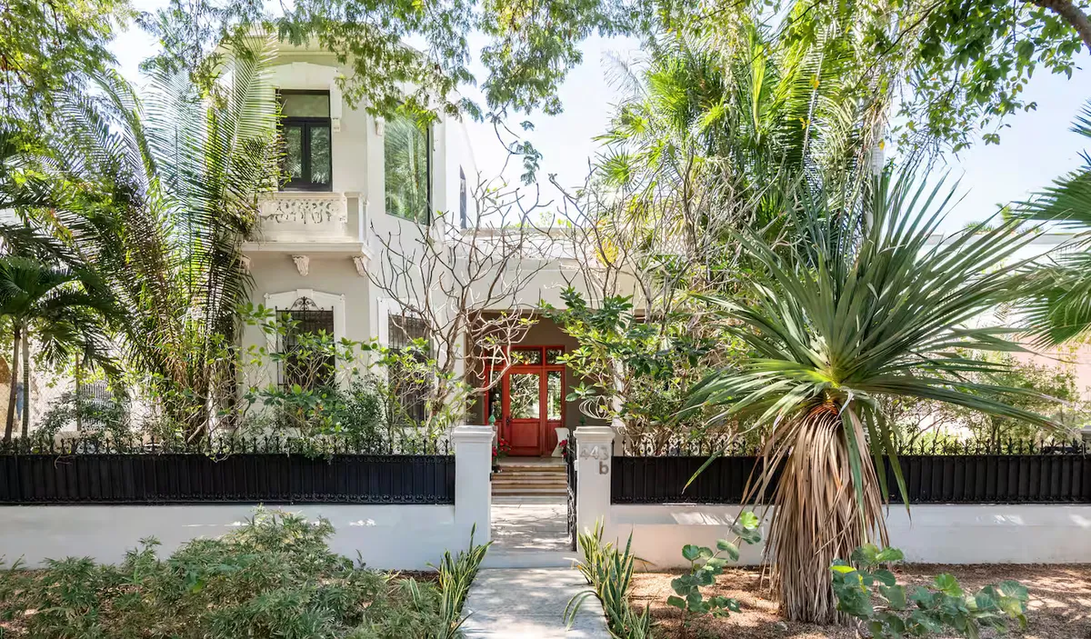 Historic home in Paseo Monetjo