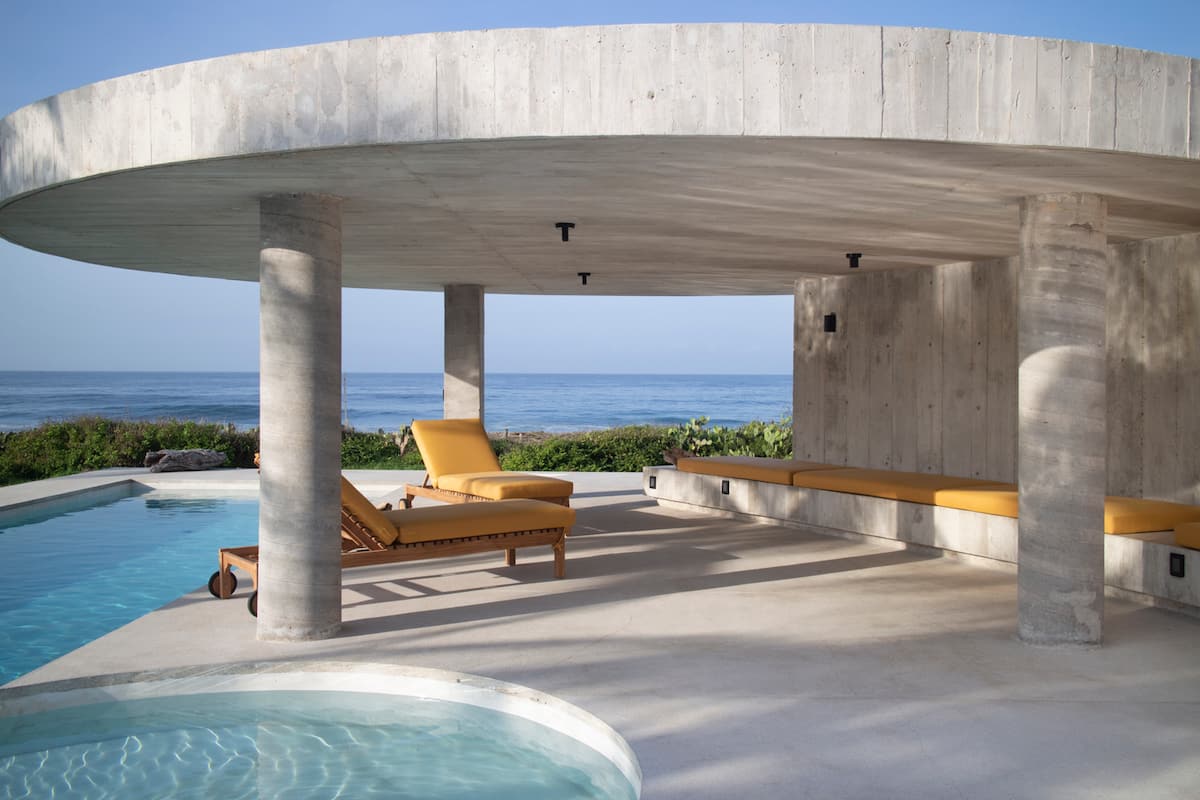 Roca Ahumada Puerto Escondido