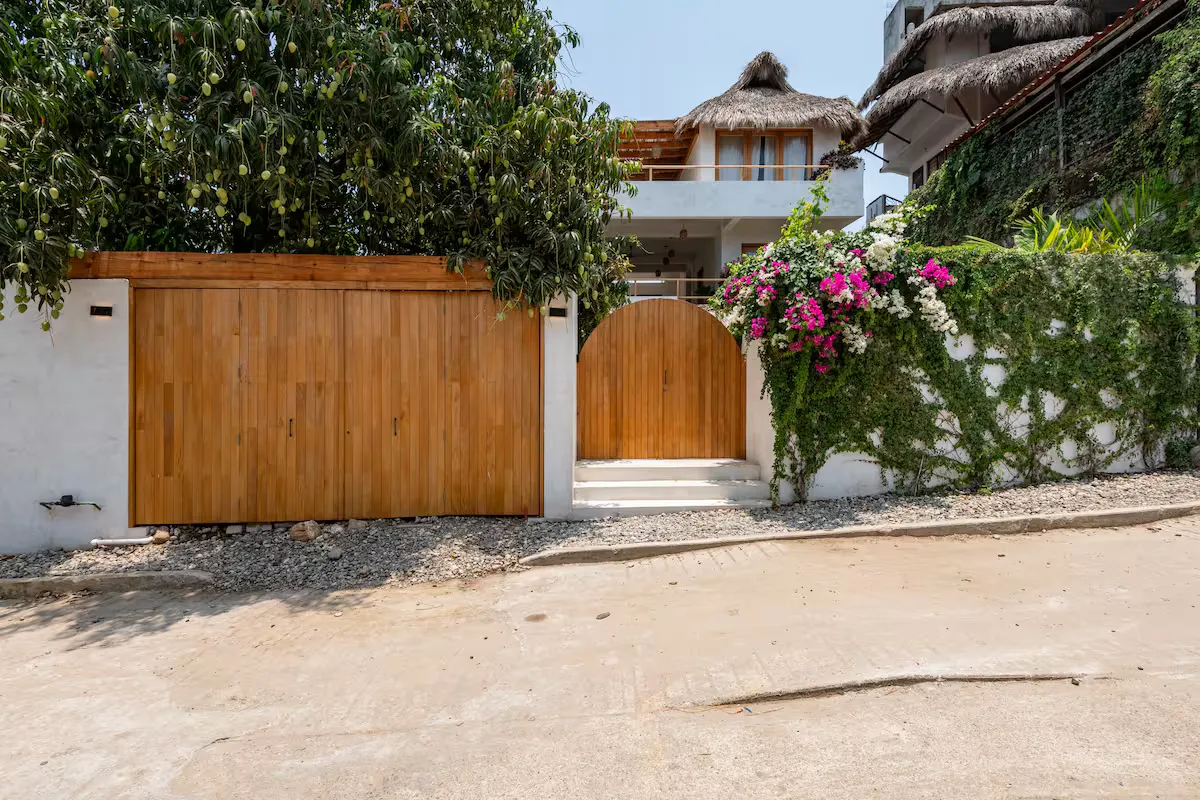 Home in In La Punta de Zicatela