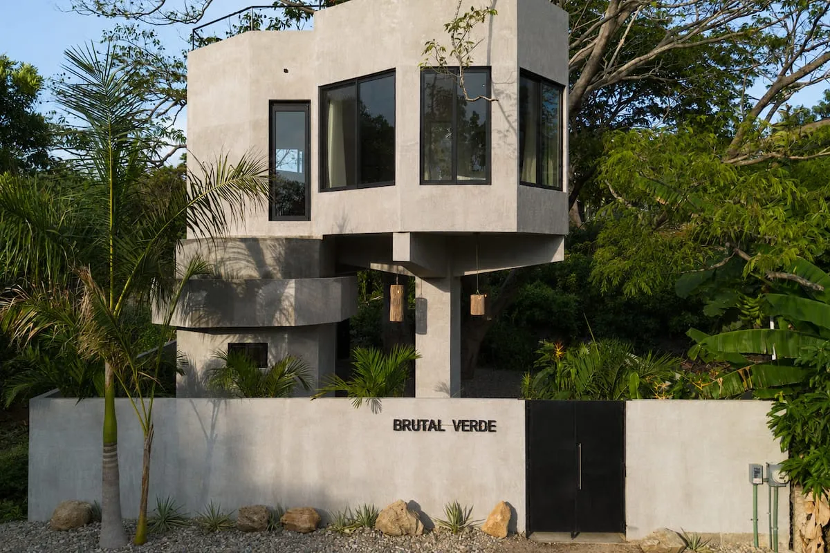 Brutalverde Puerto Escondido