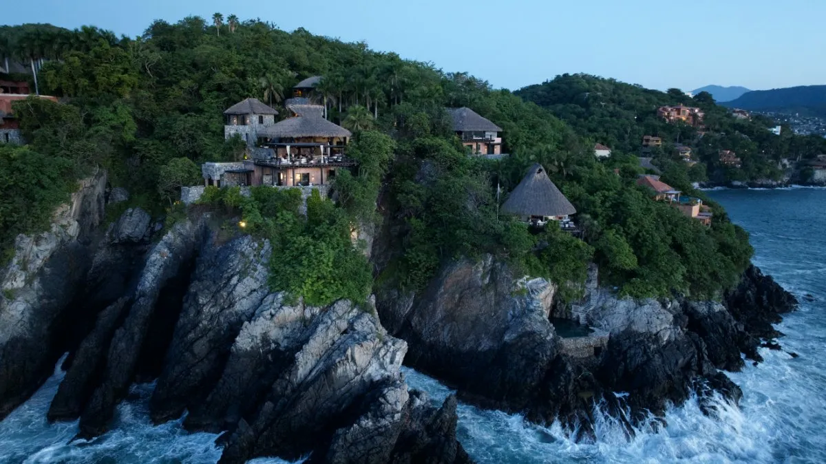 DOS Fiesta Ixtapa-Zihuatanejo