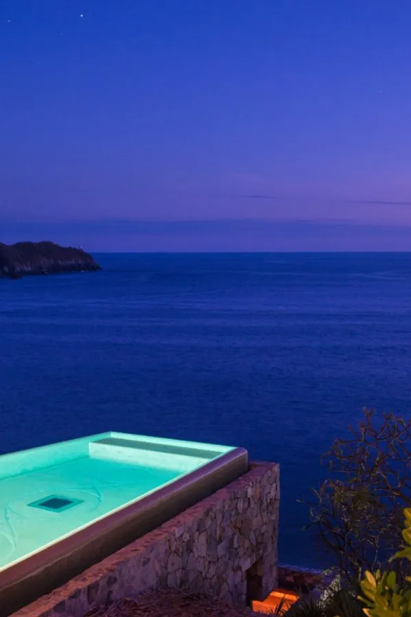 Cliffside Estate in Zihuatanejo