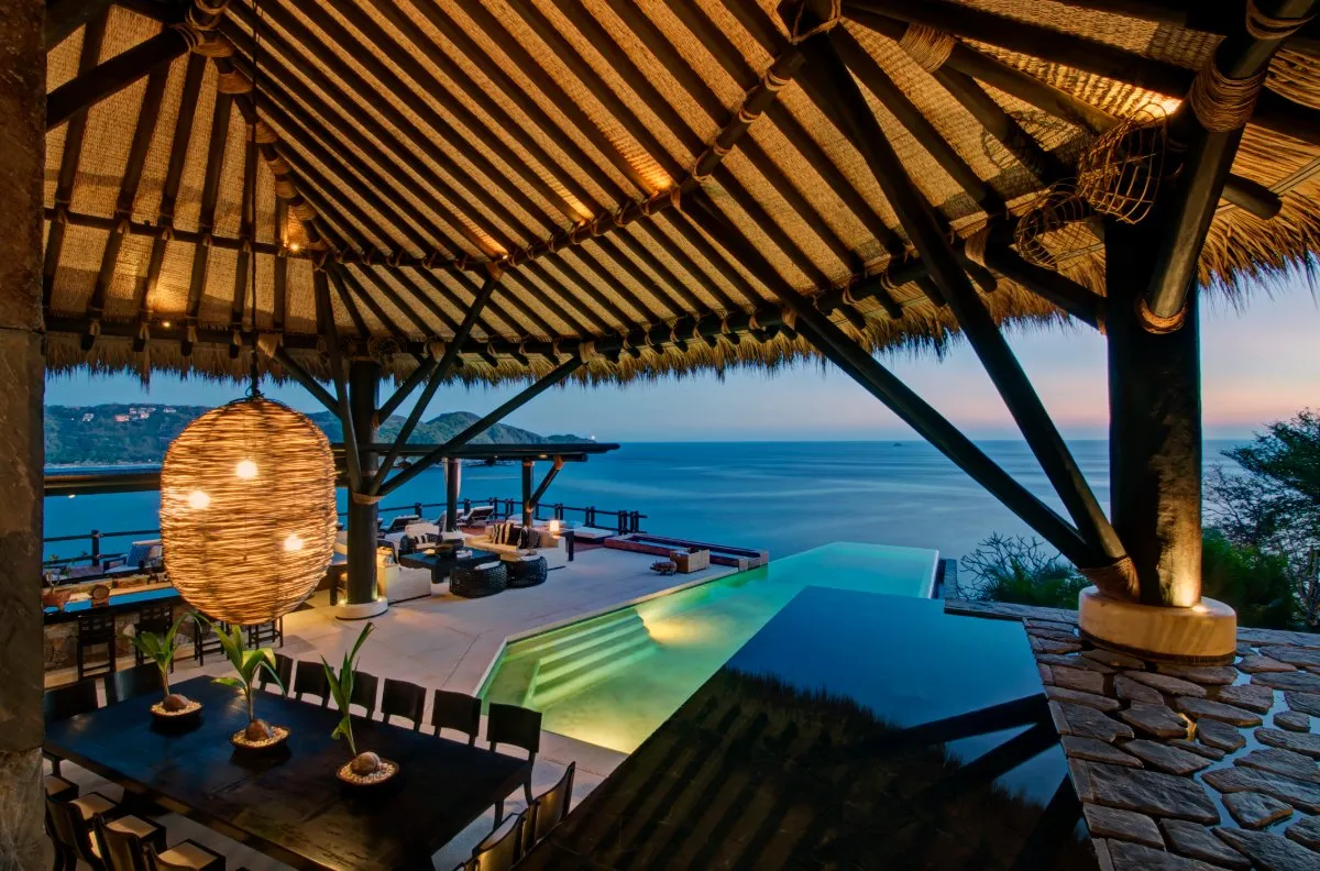 DOS Fiesta Ixtapa-Zihuatanejo