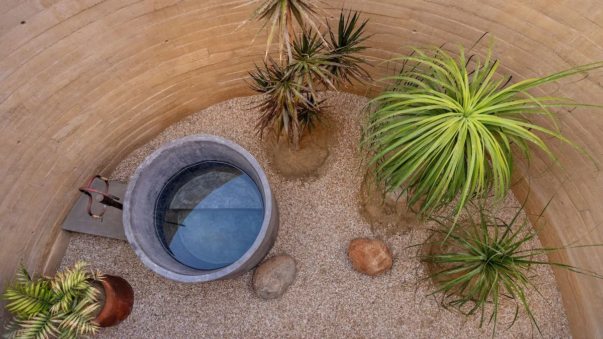 Brutalist  Casita in Todos Santos