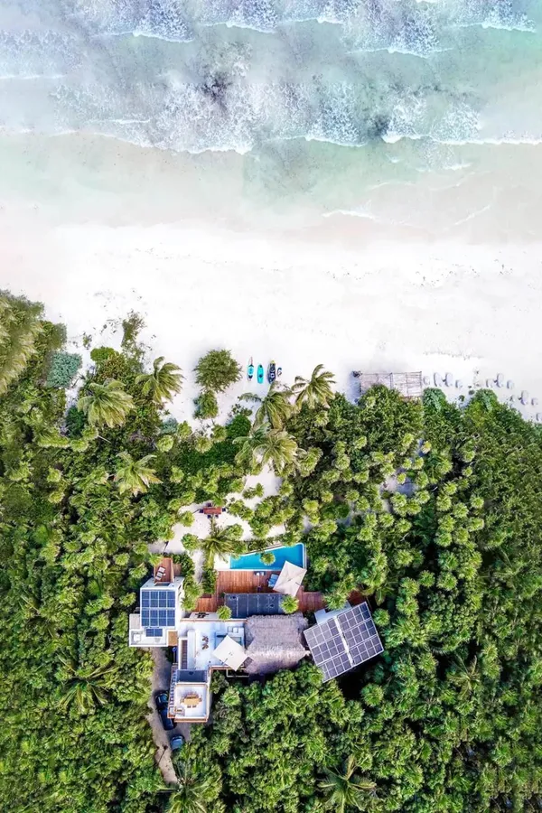 Designer villa in Sian Ka'am