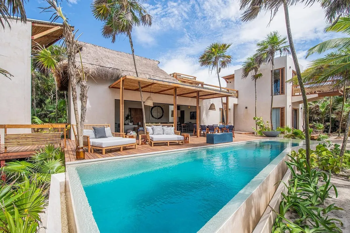 Designer villa in Sian Ka'am