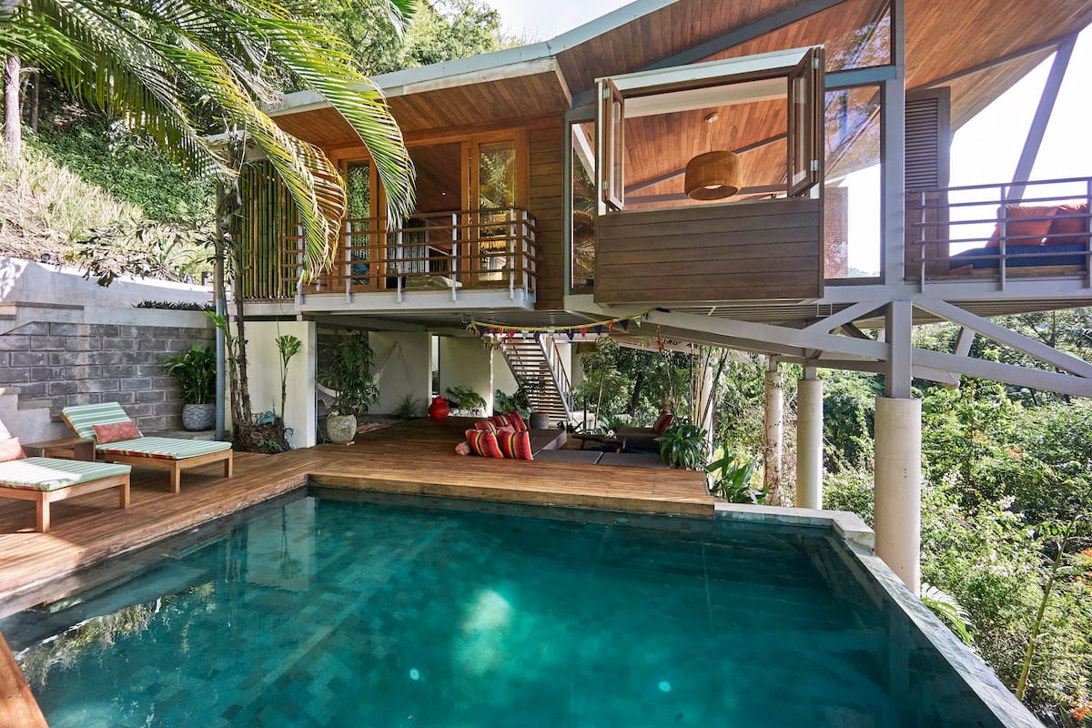 Floating Home in Santa Teresa