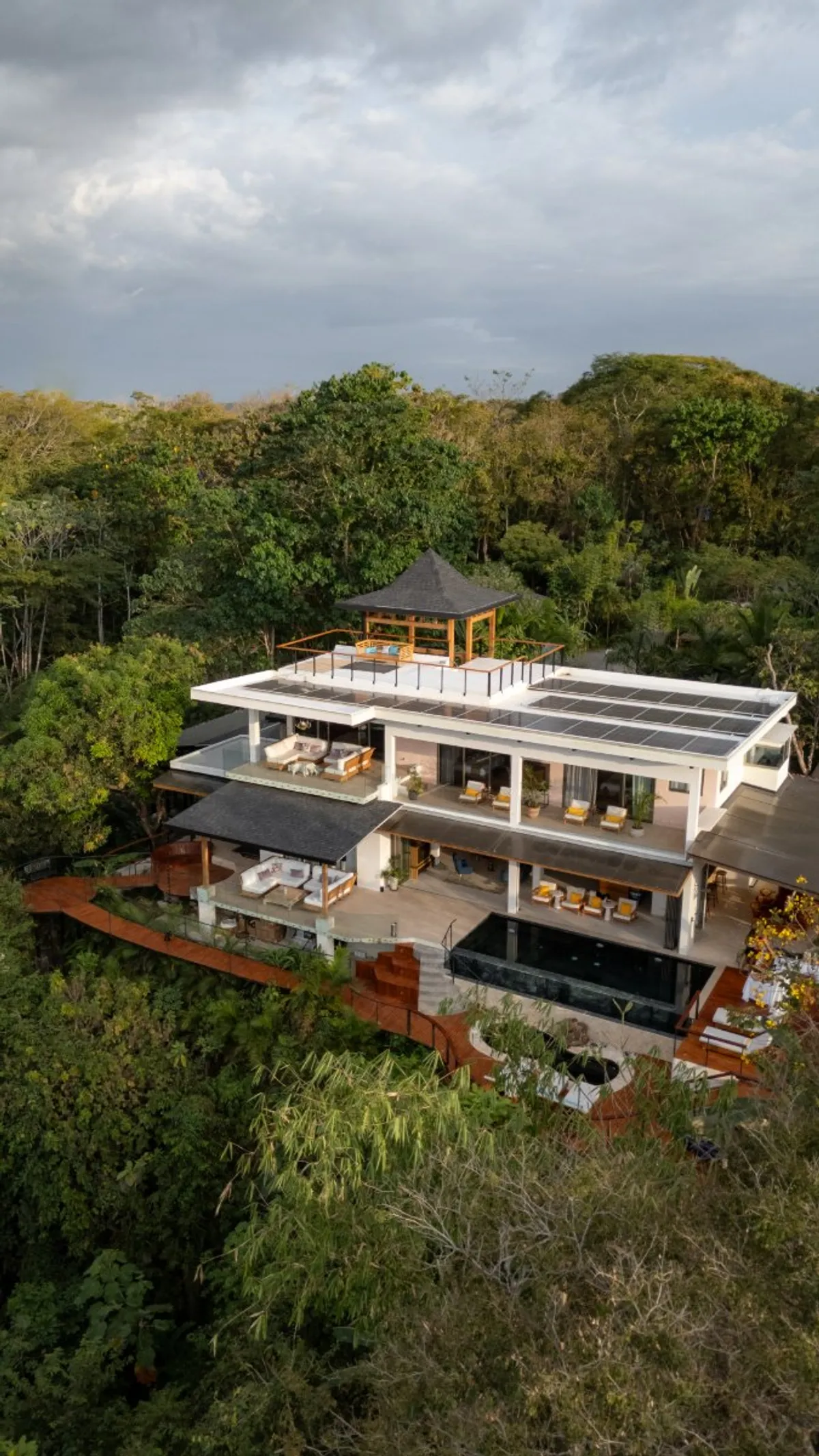Luxury Home in Santa Teresa