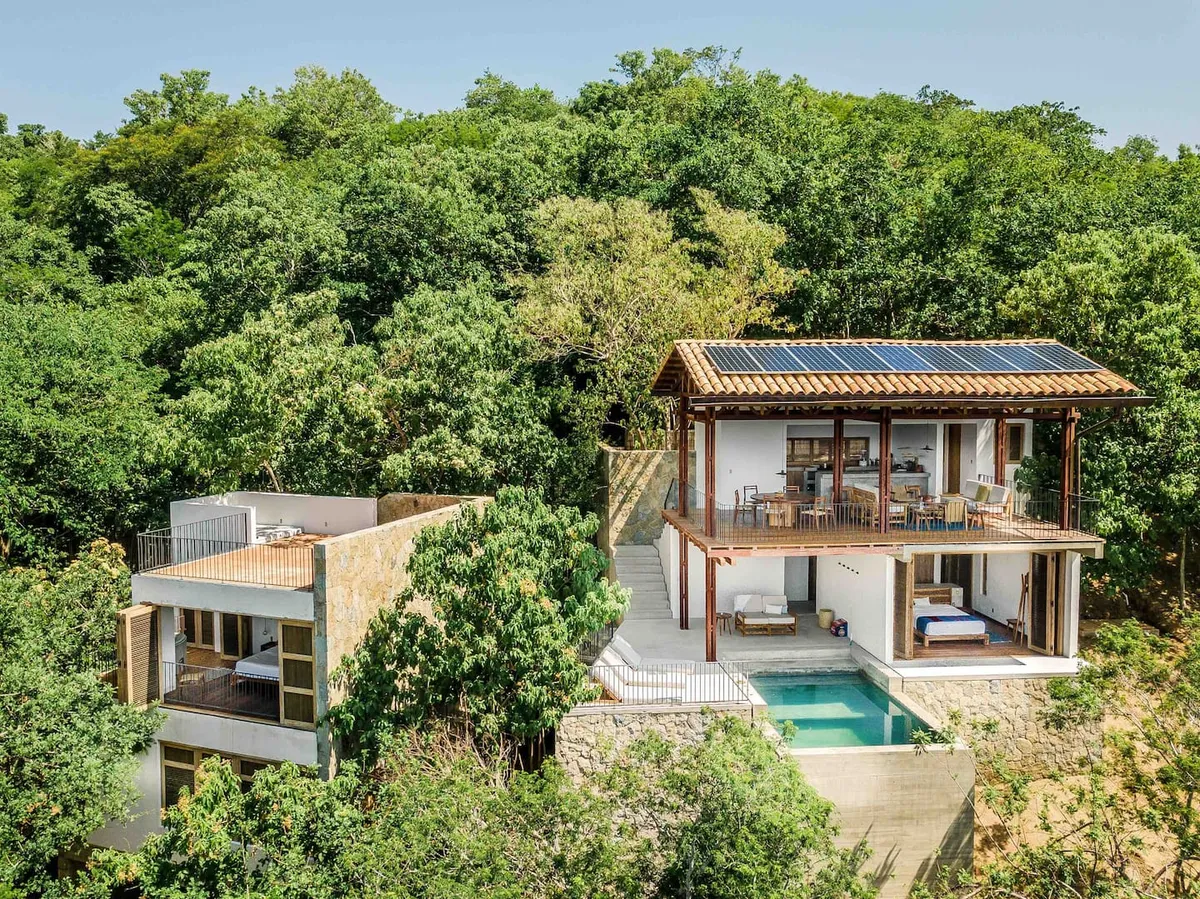 La Distancia Puerto Escondido