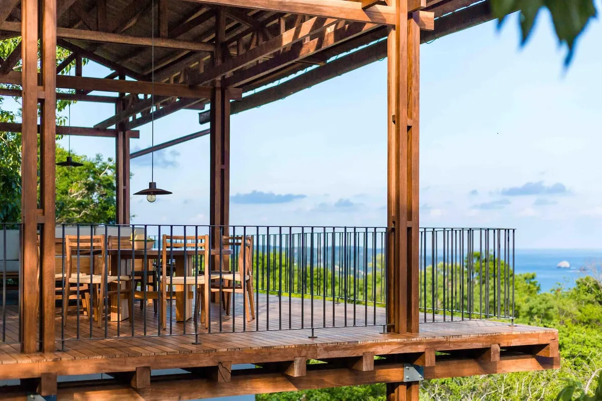 La Distancia Puerto Escondido